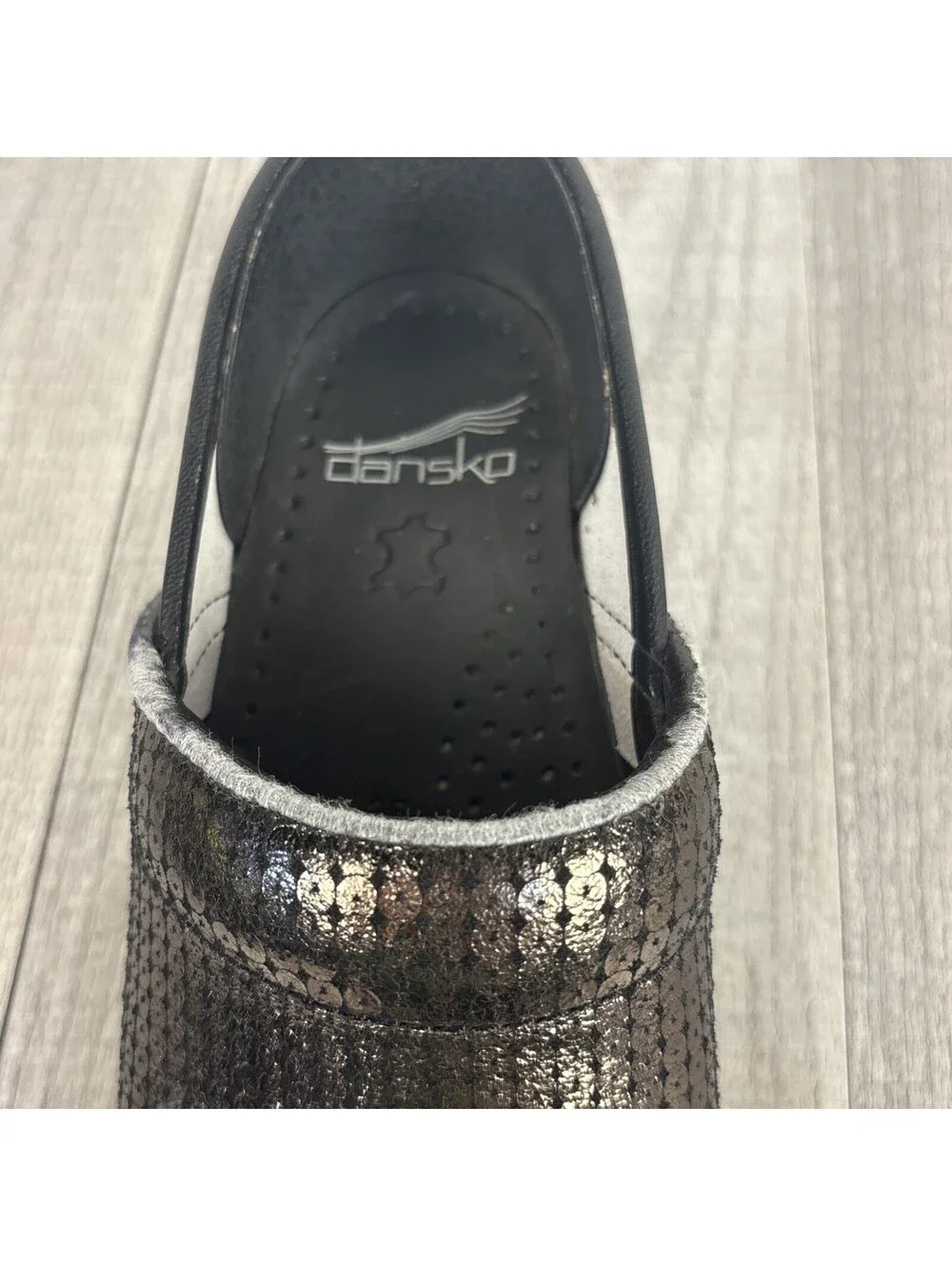 Dansko pre owned